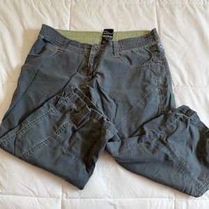 KUHL Gray Capris